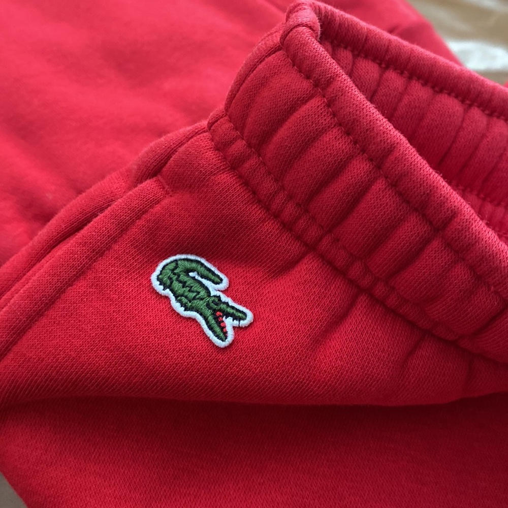 Lacoste - Picture 15 of 15
